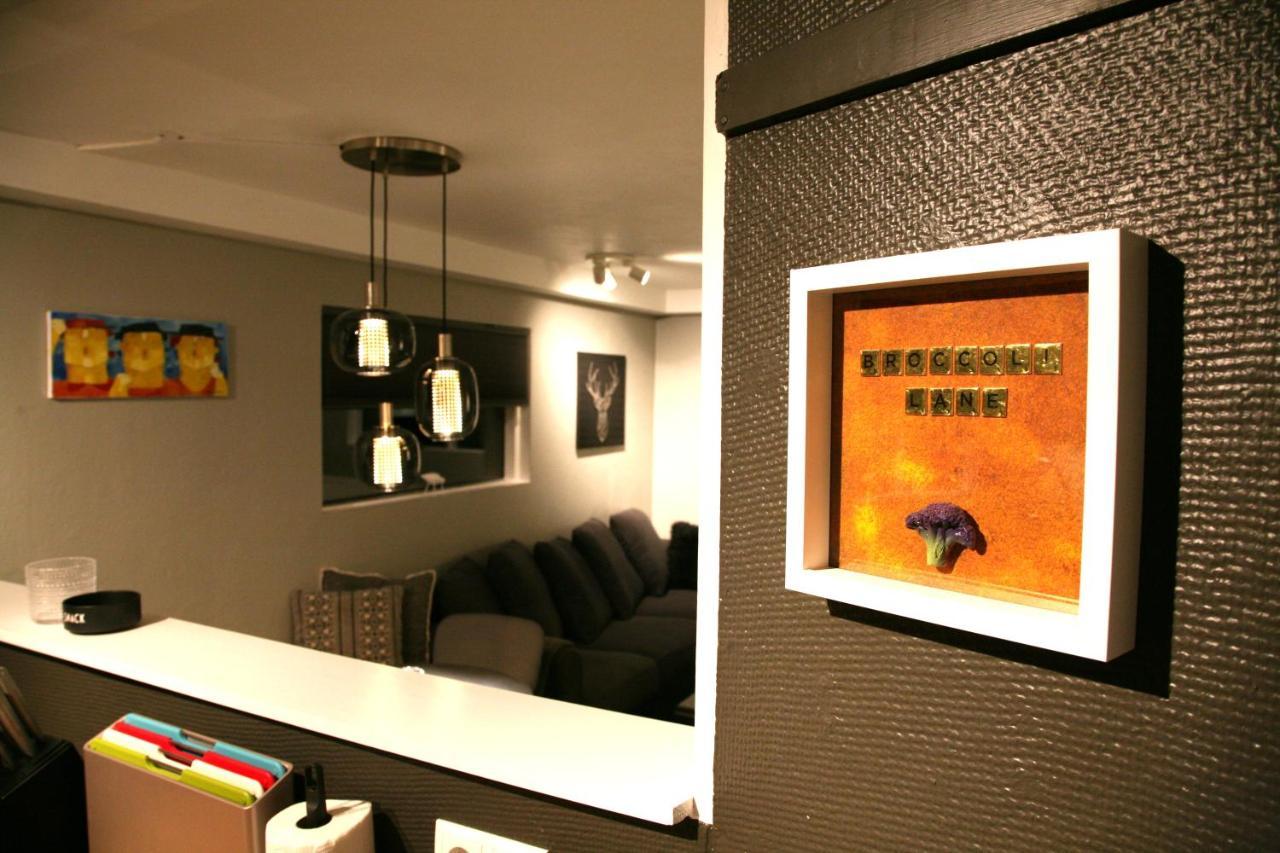 Spacious & Refurbished 1 Bedroom Apartment In Suburban Reykjavik Garthabaer Bagian luar foto