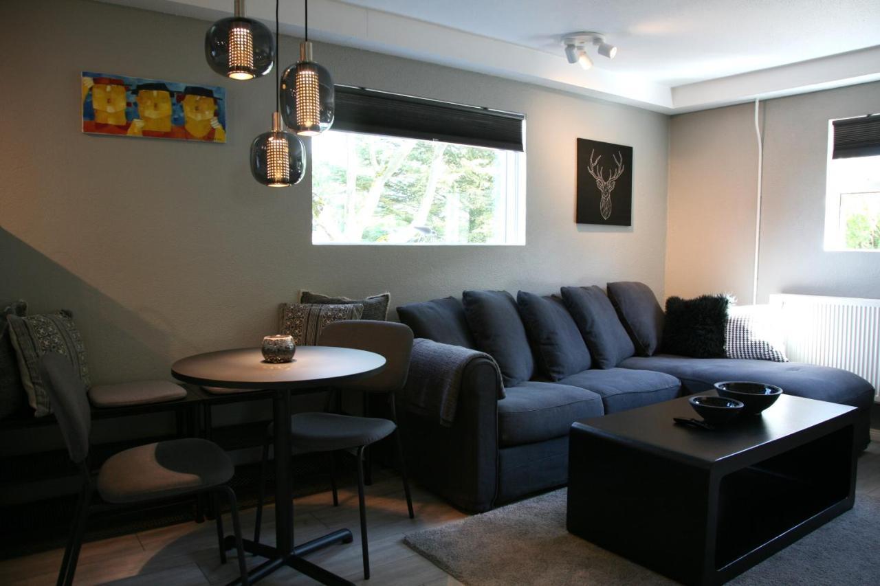Spacious & Refurbished 1 Bedroom Apartment In Suburban Reykjavik Garthabaer Bagian luar foto